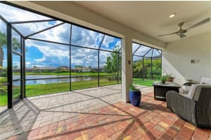 7412 SUMMERLAND COVE, LAKEWOOD RANCH, FL 34202 - MLS#MFRA4694052