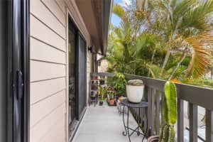 1702 GLENHOUSE DRIVE, SARASOTA, FL 34231 - MLS#MFRA4694062