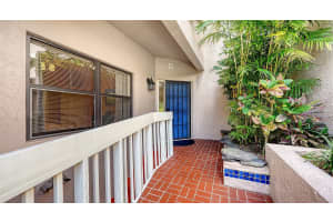 1632 STARLING DRIVE, SARASOTA, FL 34231 - MLS#MFRA4694065