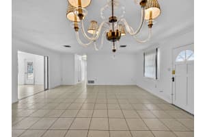5927 DRIFTWOOD AVENUE, SARASOTA, FL 34231 - MLS#MFRA4694069