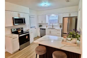 230 BEVERLY BOULEVARD, BRANDON, FL 33511 - MLS#MFRA4694120