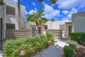 609 Woodlawn Dr, BRADENTON 609 Woodlawn Dr, BRADENTON