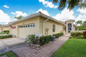 216 VISTA DEL LAGO WAY, VENICE, FL 34292 - MLS#MFRA4694205