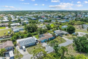 312 WINFIELD WAY, NOKOMIS, FL 34275 - MLS#MFRA4694207