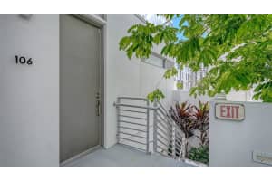 1350 5TH STREET #102, SARASOTA, FL 34236 - MLS#MFRA4694230