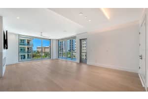 253 GOLDEN GATE POINT, SARASOTA, FL 34236 - MLS#MFRA4694319