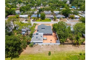2712 NANCY STREET, SARASOTA, FL 34237 - MLS#MFRA4694325