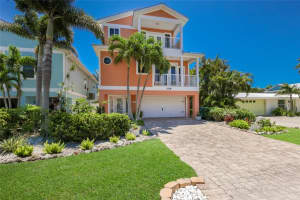 309 68th St, BRADENTON BEACH