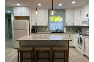 311 66TH STREET, BRADENTON BEACH, FL 34217 - MLS#MFRA4694363