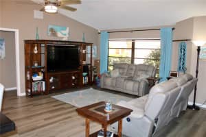 512 BOXWOOD LANE, ENGLEWOOD, FL 34223 - MLS#MFRA4694434