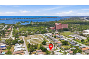 1844 MARBETH STREET, SARASOTA, FL 34231 - MLS#MFRA4694572