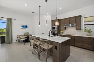 16211 HIDDEN OAK LOOP, LAKEWOOD RANCH, FL 34211 - MLS#MFRA4694579