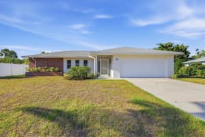 930 W Kathy Ct, VENICE