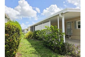 3227 BAYBERRY TERRACE, SARASOTA, FL 34237 - MLS#MFRA4694645
