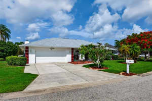 5836 HELEN WAY, SARASOTA, FL 34243 - MLS#MFRA4694666