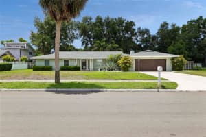 322 Suwanee Ave, SARASOTA 322 Suwanee Ave, SARASOTA