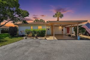 2719 51ST AVENUE, BRADENTON, FL 34207 - MLS#MFRA4694724