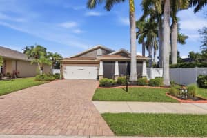 7106 35th St E, SARASOTA