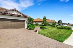 6324 PLATEAU COURT, BRADENTON, FL 34203 - MLS#MFRA4694794