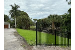 502 MAGELLAN DRIVE, SARASOTA, FL 34243 - MLS#MFRA4694830