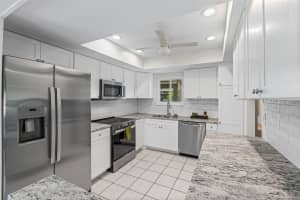 3808 BLUE STONE WAY, SARASOTA, FL 34232 - MLS#MFRA4694902