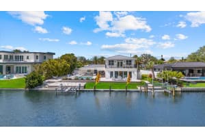 813 IDLEWILD WAY, SARASOTA, FL 34242 - MLS#MFRA4694937