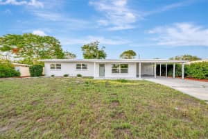 2705 SUNNYSIDE STREET, SARASOTA, FL 34239 - MLS#MFRA4695026