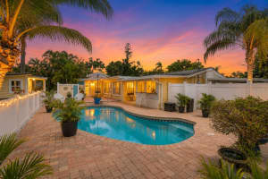 2403 VERMONT AVENUE, BRADENTON, FL 34208 - MLS#MFRA4695037