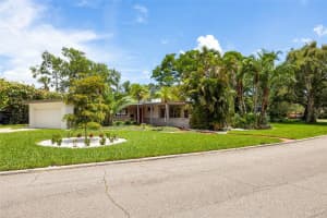 6311 BAHAMA SHORES DRIVE, ST PETERSBURG, FL 33705 - MLS#MFRA4695040