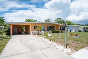 2215 GROVE STREET, SARASOTA, FL 34239 - MLS#MFRA4695061