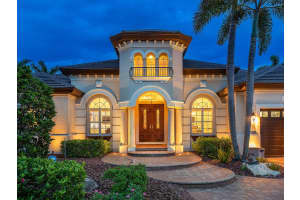 13716 RED ROCK PLACE, LAKEWOOD RANCH, FL 34202 - MLS#MFRA4695070