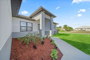 1226 5TH PLACE, CAPE CORAL, FL 33909 - MLS#MFRA4695189