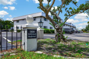 5800 HOLLYWOOD BOULEVARD, SARASOTA, FL 34231 - MLS#MFRA4695217