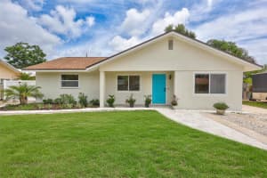 2647 SYDELLE STREET, SARASOTA, FL 34237 - MLS#MFRA4695270