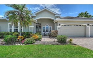 7151 WAINSCOTT COURT, SARASOTA, FL 34238 - MLS#MFRA4695421