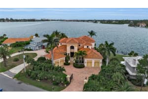 1541 CARIBBEAN DRIVE, SARASOTA, FL 34231 - MLS#MFRA4695466