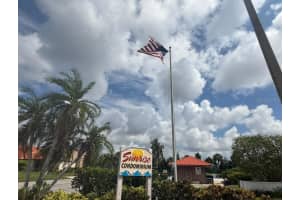 6564 DRAW LANE, SARASOTA, FL 34238 - MLS#MFRA4695561