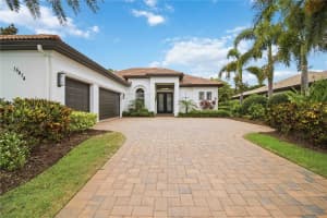 15414 LEVEN LINKS PLACE, BRADENTON, FL 34202 - MLS#MFRA4695577