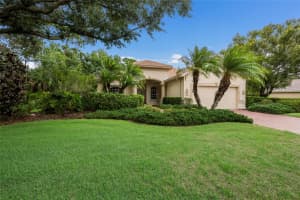 8005 WATERVIEW BOULEVARD, LAKEWOOD RANCH, FL 34202 - MLS#MFRA4695591