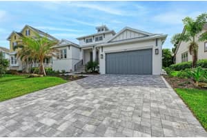 8211 37TH AVENUE CIRCLE, BRADENTON, FL 34209 - MLS#MFRA4695607