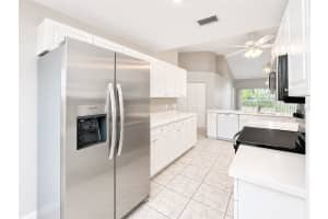 6714 FAIRVIEW TERRACE, BRADENTON, FL 34203 - MLS#MFRA4695640