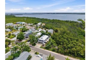 2811 AVENUE C, HOLMES BEACH, FL 34217 - MLS#MFRA4695724