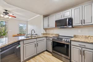 5552 BENTGRASS DRIVE, SARASOTA, FL 34235 - MLS#MFRA4695756