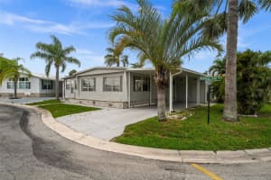 3318 SHINGLE OAK TERRACE, SARASOTA, FL 34237 - MLS#MFRA4695769