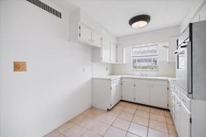 450 32ND AVENUE, ST PETERSBURG, FL 33704 - MLS#MFRA4695791