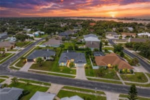 405 BAYSIDE LANE, NOKOMIS, FL 34275 - MLS#MFRA4695801