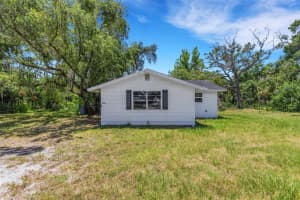8010 BROWER DRIVE, BRADENTON, FL 34211 - MLS#MFRA4695849