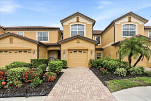 8137 MIRAMAR WAY, LAKEWOOD RANCH, FL 34202 - MLS#MFRA4695856