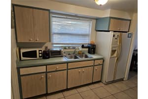 2255 CENTRAL AVENUE, SARASOTA, FL 34234 - MLS#MFRA4695874