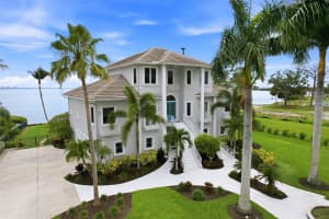7524 WESTMORELAND DRIVE, SARASOTA, FL 34243 - MLS#MFRA4695898
